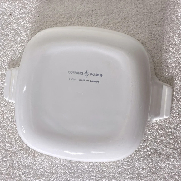 Vintage Corningware Blue Cornflower Print 6  Cup Casserole Dish - Picture 11 of 15